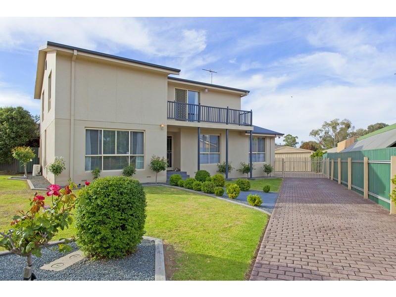 40 Buffalo  Crescent, Thurgoona NSW 2640
