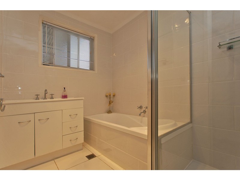 40 Buffalo  Crescent, Thurgoona NSW 2640