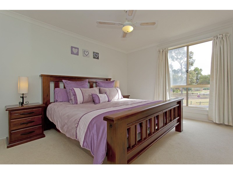 40 Buffalo  Crescent, Thurgoona NSW 2640