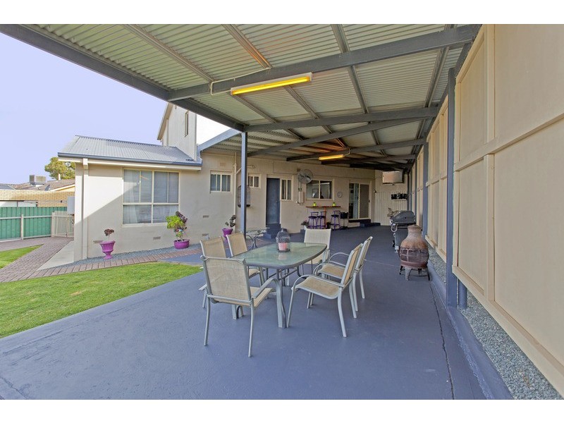 40 Buffalo  Crescent, Thurgoona NSW 2640