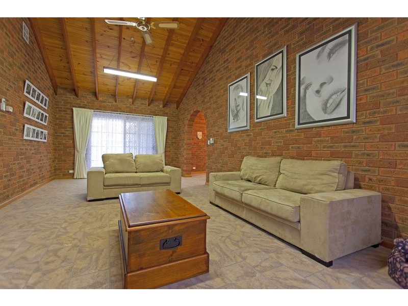 82 Huon Creek  Road, Wodonga VIC 3690