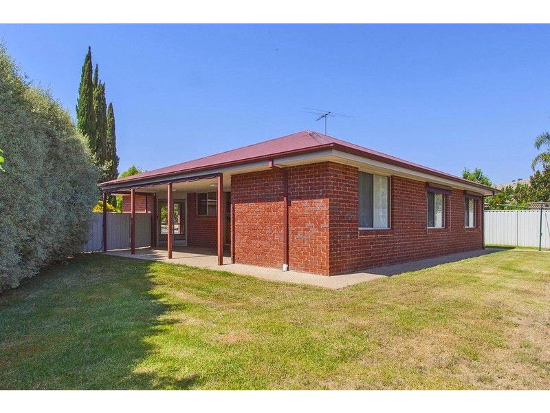 5 Porta Court, Wodonga VIC 3690