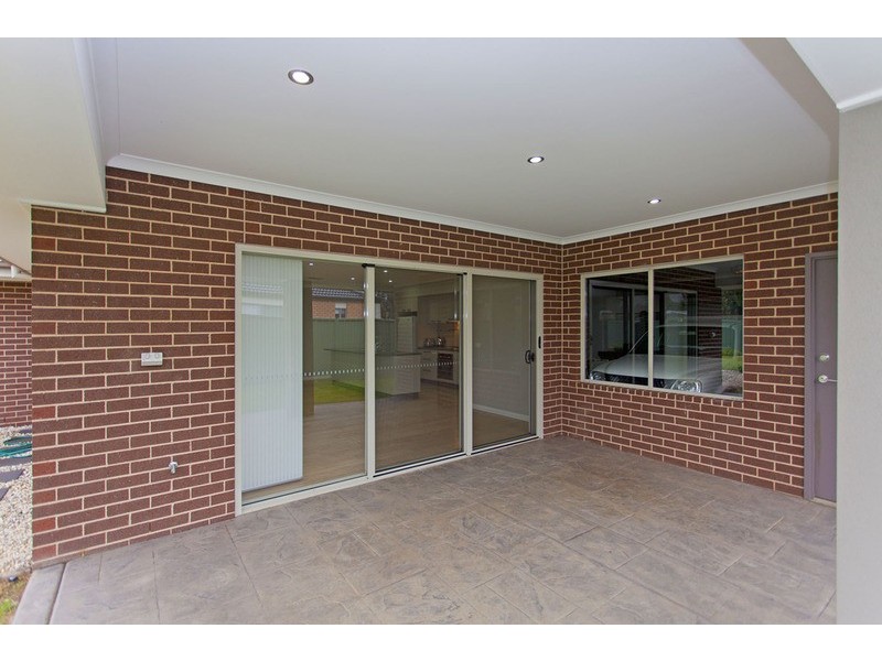 7 Featherstone  Avenue, Albury NSW 2640