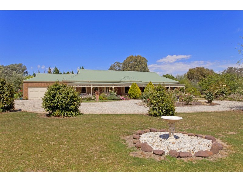 6 Hopwood  Road, Thurgoona NSW 2640