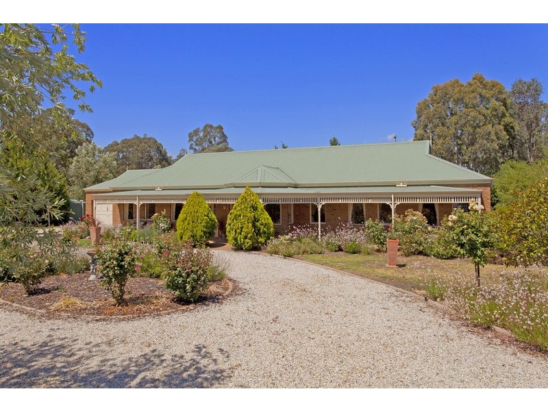 6 Hopwood  Road, Thurgoona NSW 2640