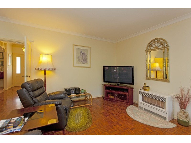 6 Hopwood  Road, Thurgoona NSW 2640