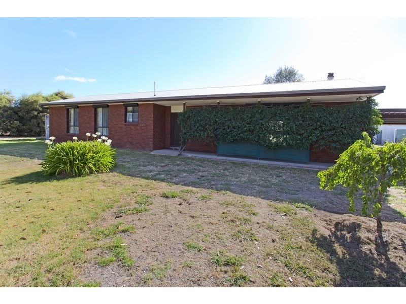 8-12 Gordon Street, Chiltern VIC 3683