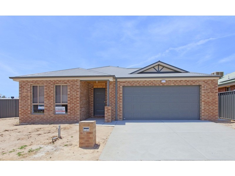 10 Rooney Avenue, Killara VIC 3691