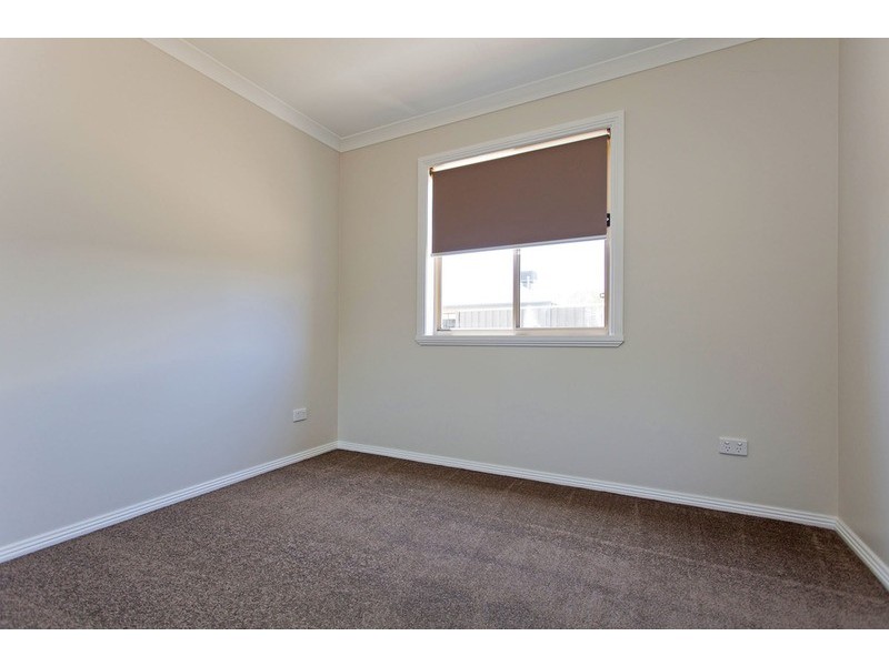 10 Rooney Avenue, Killara VIC 3691