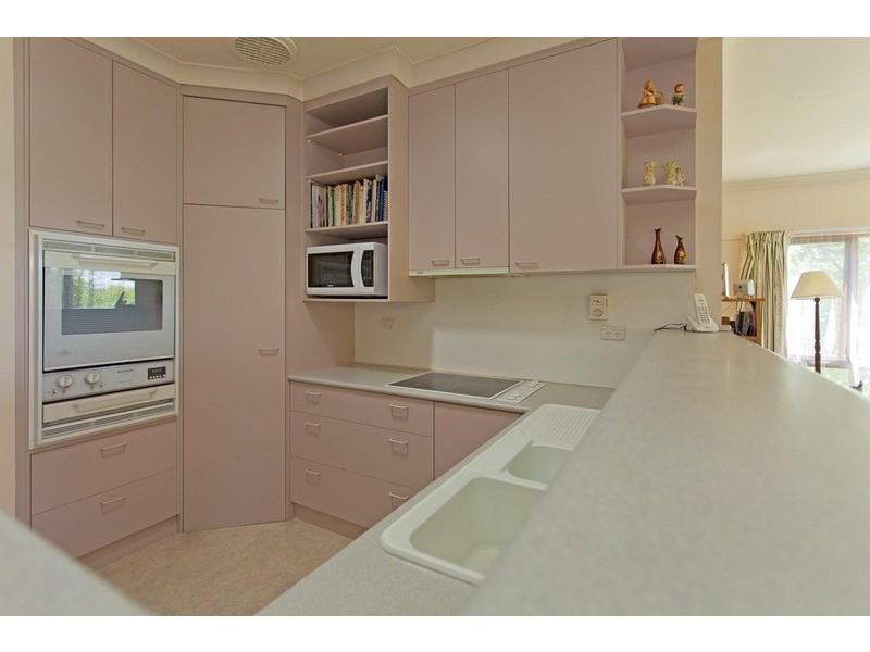 5 McKay Court, Thurgoona NSW 2640