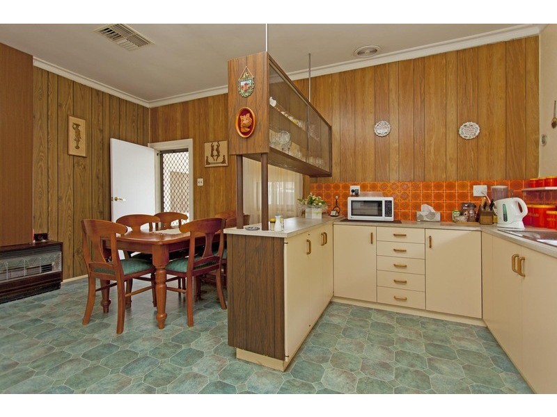 452 McDonald Road, Lavington NSW 2641