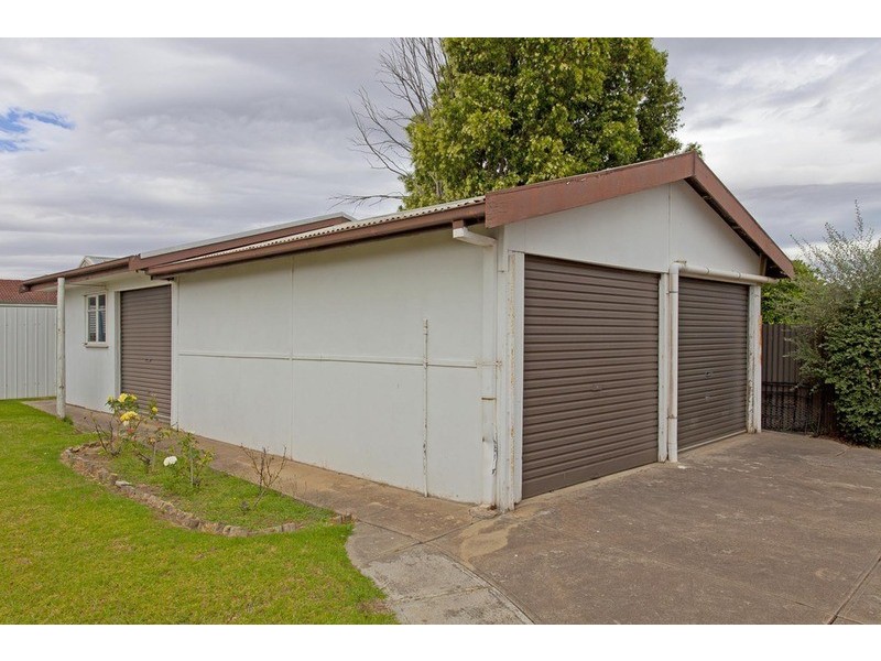 452 McDonald Road, Lavington NSW 2641