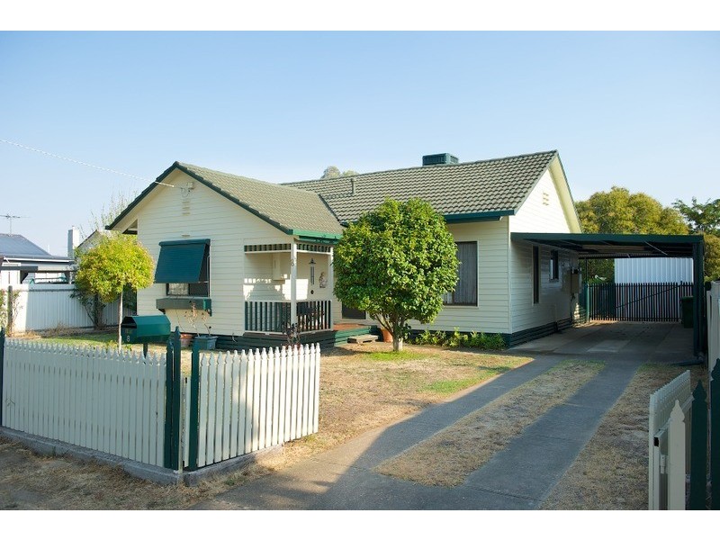 8 Pollard Street, Wodonga VIC 3690