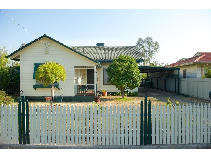 8 Pollard Street, Wodonga VIC 3690