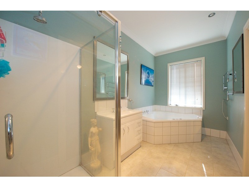 8 Pollard Street, Wodonga VIC 3690