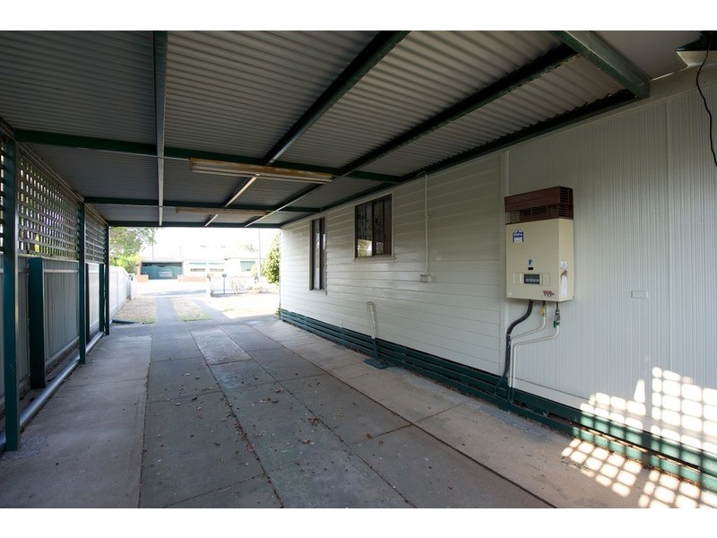 8 Pollard Street, Wodonga VIC 3690