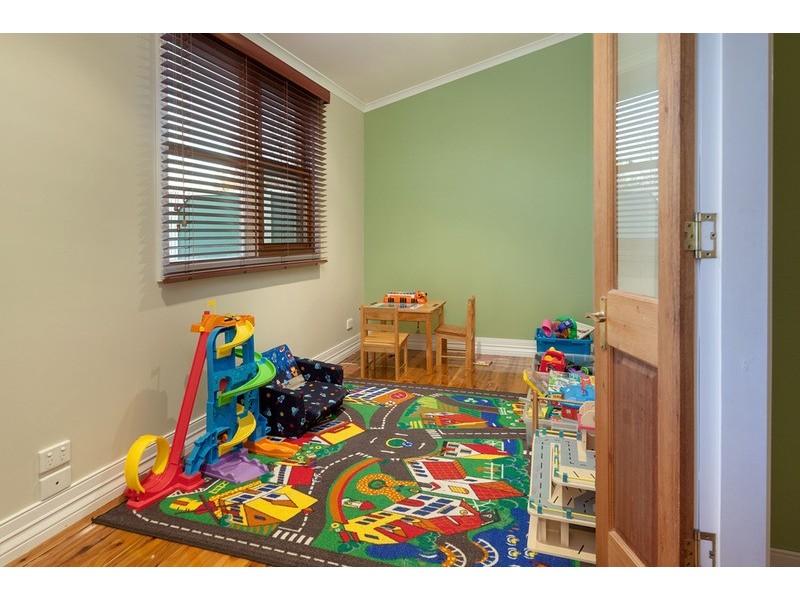 3 Victoria  Street, Chiltern VIC 3683