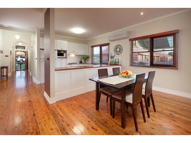 3 Victoria  Street, Chiltern VIC 3683
