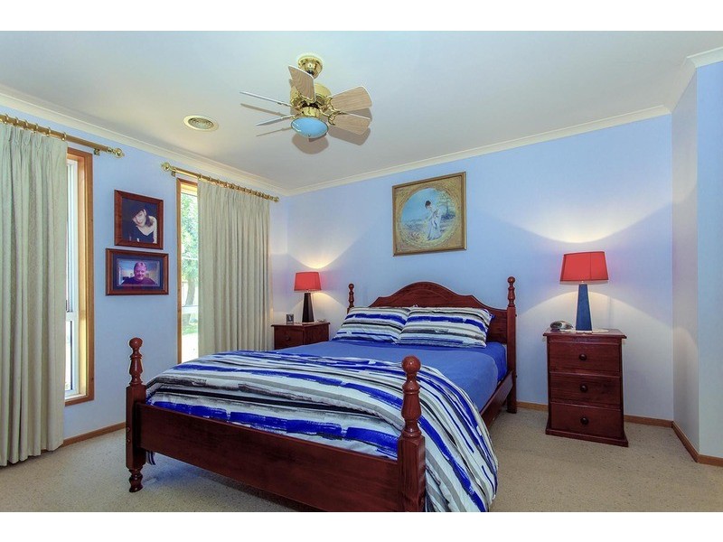 2 Armstrong  Terrace, Wodonga VIC 3690