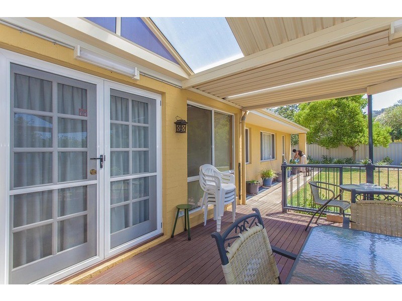 2 Armstrong  Terrace, Wodonga VIC 3690