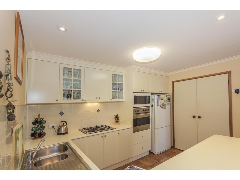 2 Armstrong  Terrace, Wodonga VIC 3690