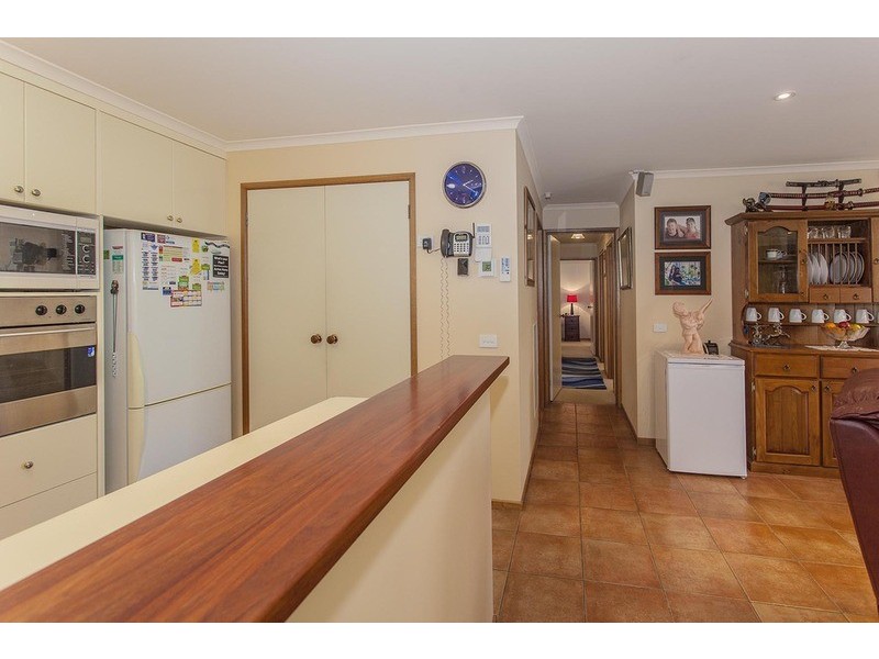 2 Armstrong  Terrace, Wodonga VIC 3690