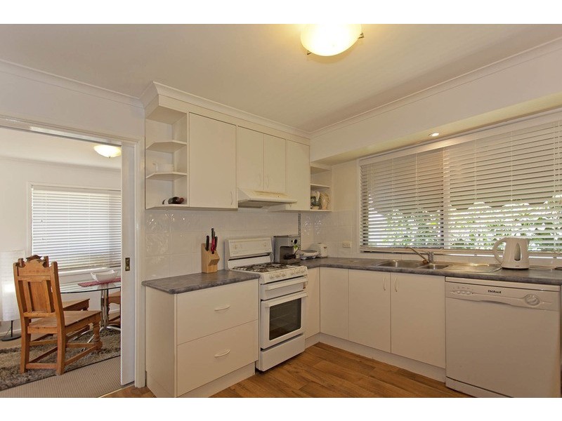 581 Lyne Street, Lavington NSW 2641