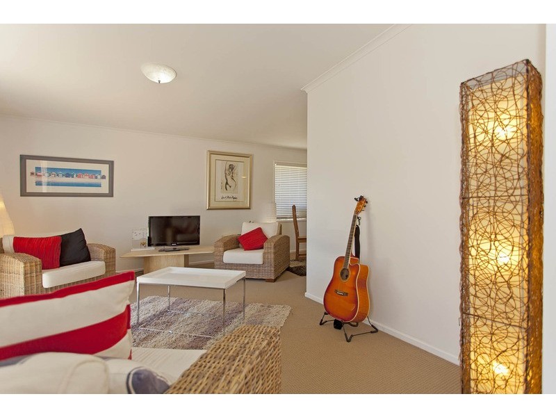 581 Lyne Street, Lavington NSW 2641