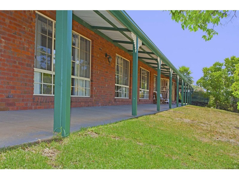 7 Ballara  Drive, Wodonga VIC 3690