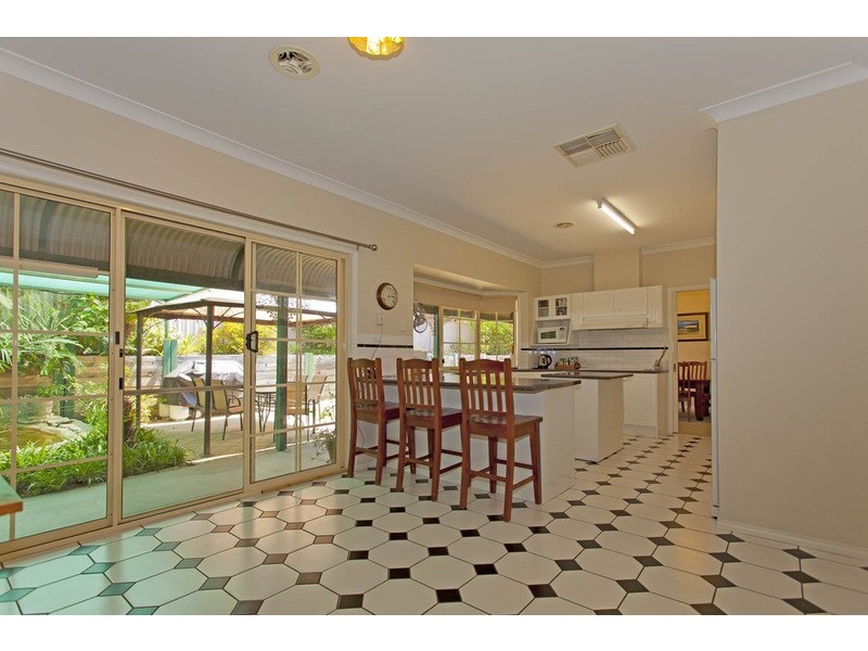 7 Ballara  Drive, Wodonga VIC 3690