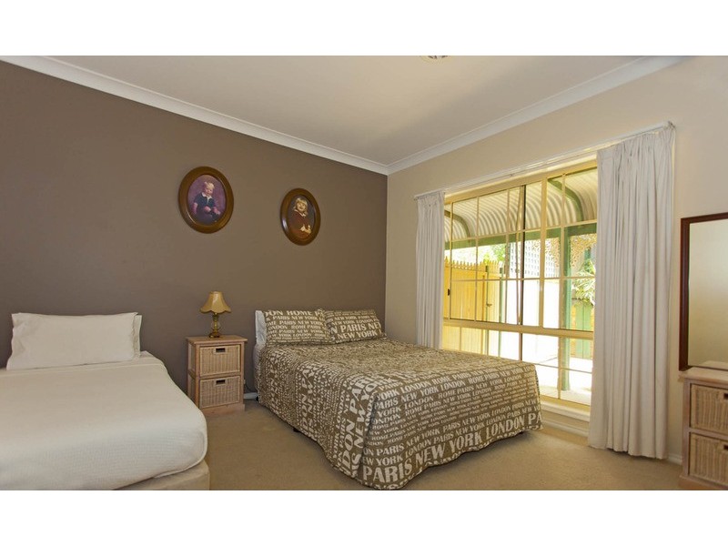 7 Ballara  Drive, Wodonga VIC 3690