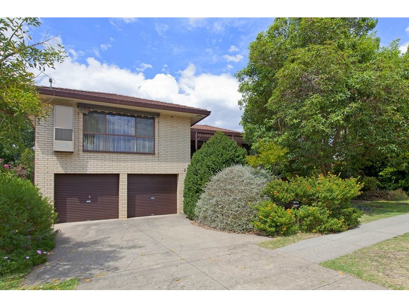 2 Scarborough Drive, Wodonga VIC 3690