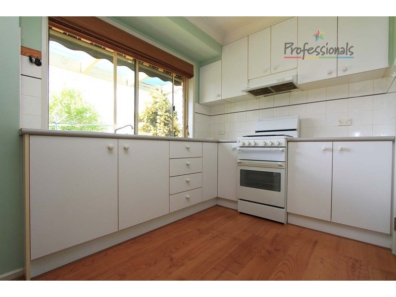 2d Chifley Street, Wodonga VIC 3690