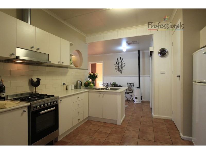 22 Schubert  Crescent, Wodonga VIC 3690