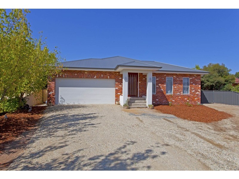 56 Kennedy Street, Howlong NSW 2643