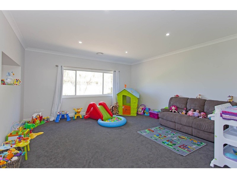 56 Kennedy Street, Howlong NSW 2643