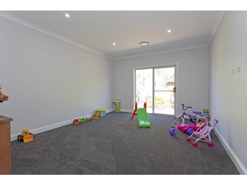 56 Kennedy Street, Howlong NSW 2643