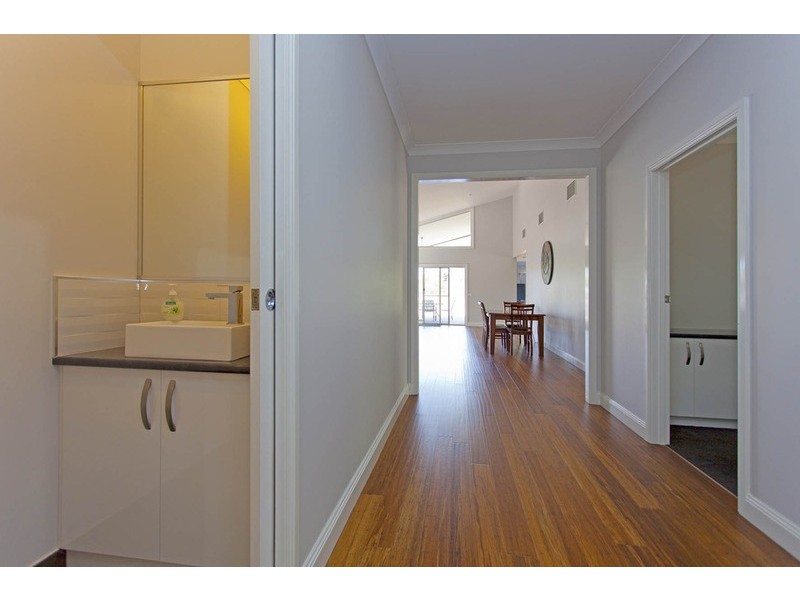 56 Kennedy Street, Howlong NSW 2643