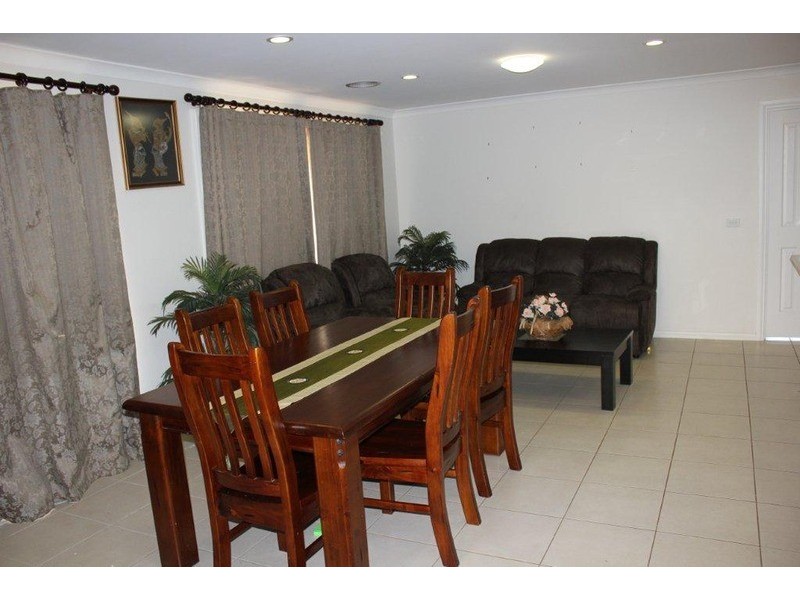 29 Victoria Cross Parade, Wodonga VIC 3690