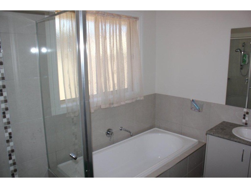 29 Victoria Cross Parade, Wodonga VIC 3690