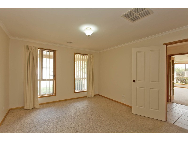 13 Dalton Avenue, Wodonga VIC 3690