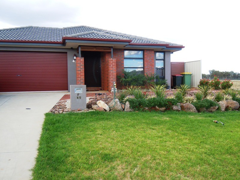 45 Bremer Avenue, Wodonga VIC 3690