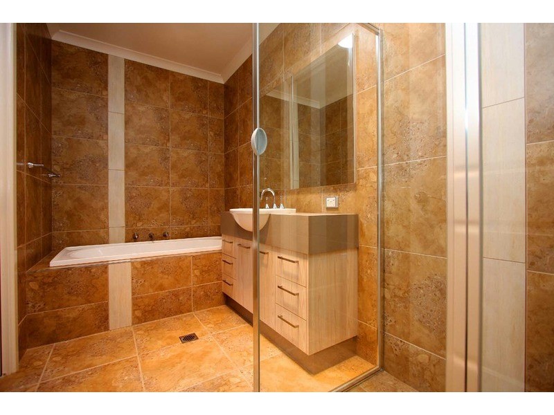 1/68 Mitchell  Street, Wodonga VIC 3690