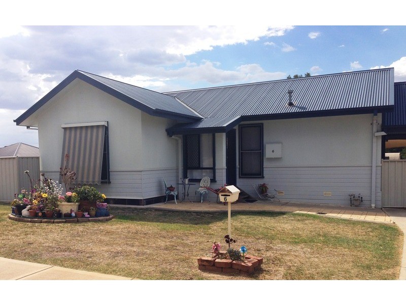 6 Samantha  Terrace, Wodonga VIC 3690