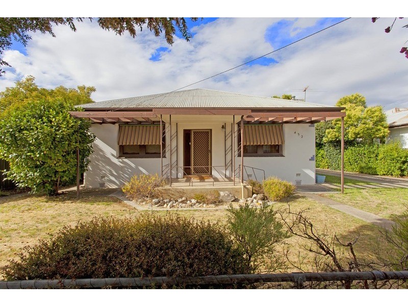 452 McDonald Road, Lavington NSW 2641