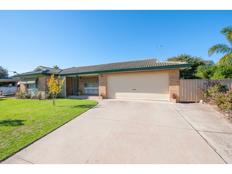 15 Highland  Crescent, West Wodonga VIC 3690