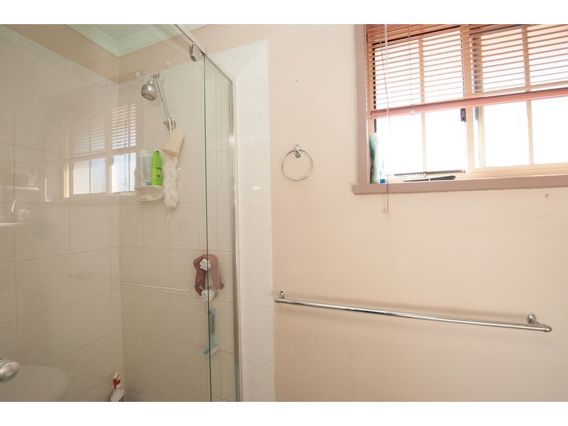 15 Highland  Crescent, West Wodonga VIC 3690