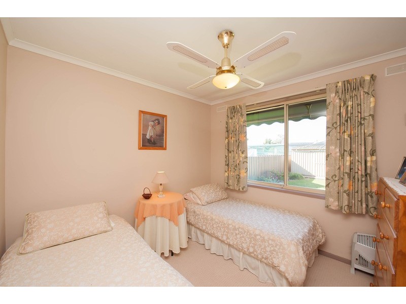 15 Highland  Crescent, West Wodonga VIC 3690