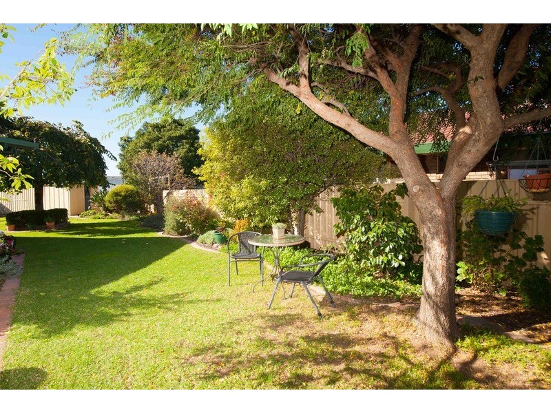 15 Highland  Crescent, West Wodonga VIC 3690