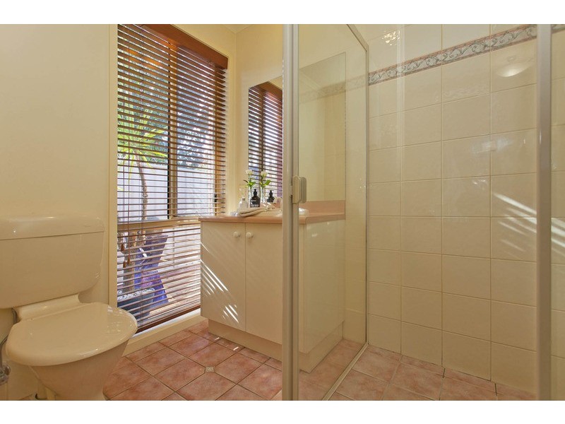 2 Irvine  Court, Wodonga VIC 3690